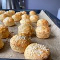 Tóth Karolina Cooksnap-ja, amikor elkészítette a(z) Egyszerű, szupergyors és szuper finom sajtos pogácsa receptet.