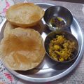 Mukti Bhargava का कुकस्नैप जब उन्होंने आलू की सब्जी और पूरी बनाया था।