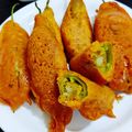 Priya Mulchandani का कुकस्नैप जब उन्होंने स्पाइसी जोधपुरी मिर्ची बड़ा (Spicy Jodhpuri mirchi bada recipe in hindi) बनाया था।