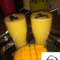 Nafisa Idaya(Ummu Nazifs Kitchen)'s cooksnap of when they made Mango smoothie.