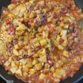 El cooksnap de Ari Rodriguez cuando hizo Pisto de verduras + chorizo + taquitos de jamón serrano + patatas 🌶 🍆🥔.