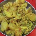Lovely gupta का कुकस्नैप जब उन्होंने आलू गोभी मटर की सब्जी (Aloo Gobhi matar ki sabzi recipe in hindi) बनाया था।