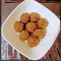 Chandra kamdar का कुकस्नैप जब उन्होंने रोटी लड्डू (roti ladoo recipe in Hindi) बनाया था।
