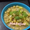 Misses Sajjad Memon's cooksnap of when they made Bhuni hoi choly ki chaat.