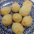 Cooksnap de Cael Horta quando cozinhou Pão de queijo caseiro.