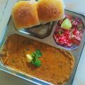 Nasim Panjwani's cooksnap of when they made ચીઝ પાવભાજી (Cheese pavbhaji Recipe in Gujarati).