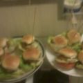 El cooksnap de Amin Gabriel cuando hizo Mini hamburguesas de pollo caseras.