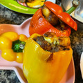 Chinwen Wu 的 丟進氣炸鍋就搞定的起司絞肉毛豆彩椒盅！ cooksnap