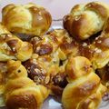 Cooksnap από dcroula στη συνταγή Τσουρέκια της Εύης απίθανα