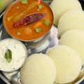 MeenaYadav का कुकस्नैप जब उन्होंने रवा इडली बनाया था।