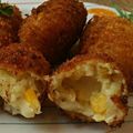 Neelam Agrawal का कुकस्नैप जब उन्होंने चीज़ पनीर बम (cheese paneer bombs recipe in hindi) बनाया था।