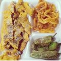 Kajal Ankur Dholakia's cooksnap of when they made પાપડી ગાંઠિયા (Papdi Gathiya Recipe In Gujarati).