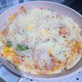 Cooksnap dari Reffy Dewi untuk resep 37. Pizza teflon enak lembut takaran sendok