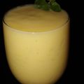 Rakhi का कुकस्नैप जब उन्होंने मैंगो लस्सी(mango lassi recipe in hindi) बनाया था।