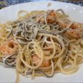 El cooksnap de begoigualada cuando hizo Gambas con gulas al ajillo |Fácil y con un toque picante.