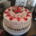 feltámi Cooksnap-ja, amikor elkészítette a(z) Fehércsokis-mascarponés epertorta receptet.