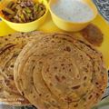 Monika Singhal का कुकस्नैप जब उन्होंने लच्छा पराठा (Lachha paratha recipe in hindi) बनाया था।