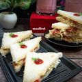 Madhvi Dwivedi का कुकस्नैप जब उन्होंने वेज मेयोनेज़ पनीर सैंडविच (Veg mayonnaise paneer sandwich recipe in Hindi) बनाया था।