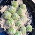 Cooksnap dari Cindy Chen untuk resep Kelepon takaran sendok