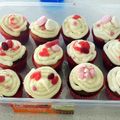 Rolliez's cooksnap of when they made Cream cheese frosting.