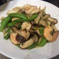 A May 的家常菜 的 甜豆鮮菇炒蝦仁 cooksnap