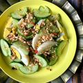 Cooksnap Dapur Yusfarisyia semasa beliau membuat Kerabu Timun (Acar Timun).