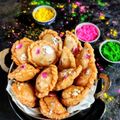 Swati 's cooksnap of when they made Rawa coconut Gujiya.