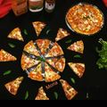 Monika Gupta का कुकस्नैप जब उन्होंने रोटी पिज़्ज़ा (roti pizza recipe in Hindi) बनाया था।
