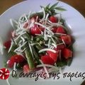 Cooksnap από vasiliki ver στη συνταγή Σαλάτα με αμπελοφάσουλα, πομοντόρια και κρασοτύρι