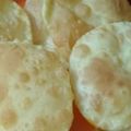 Guga Kaw का कुकस्नैप जब उन्होंने भटूरे (Bhature recipe in hindi) बनाया था।