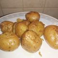 Cooksnap από cchatzi στη συνταγή Baby πατάτες (για συνοδευτικό)