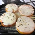 El cooksnap de Natalia Bravo cuando hizo Pechugas de pollo con crema de morrón y calabacín con queso.