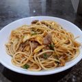 Cooksnap dari Deviie Kartikasari untuk resep 21. Spaghetti goreng pedas