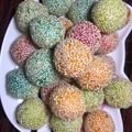 Cooksnap dari Melly McKenzie untuk resep 86. Onde - Onde Mini Colorful Isi Keju Manis