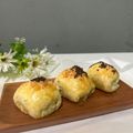 Cooksnap dari Candra Ariyanti untuk resep Bolen Pisang Coklat Keju, eenaak !