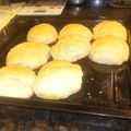 El cooksnap de Owen Galaga cuando hizo Bollos de Pan camperos con chicharrón.