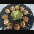 Deepti Johri का कुकस्नैप जब उन्होंने पोटैटो लॉलीपॉप्स (potato lollipop recipe in Hindi) बनाया था।