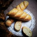 Cooksnap dari Erny Sulistyowati (Pawon Erny) untuk resep Baguette~ 4 Bahan Saja