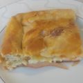 Cooksnap από Στέλλα Μ Κ στη συνταγή Εύκολη ζαμπονοτυρόπιτα με κόκκινη σάλτσα!