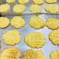 Cooksnap dari Istiqomah Fitriyani untuk resep # 99 Kue kering kelapa