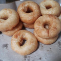 Cooksnap dari Intan Dwie Agustine untuk resep Cara mudah membuat donat hanya diaduk aduk saja hasil kokoh empuk lembut menul menul