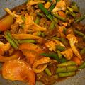 Cooksnap MocQue semasa beliau membuat Paprik Ayam.