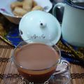 Cooksnap Aza Aaj semasa beliau membuat Kopi susu panas.