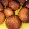 صورة من فاطمة ، شاركها بعد تجربة وصفة الجولاب جامون(الحلاوه الباكستانيه)