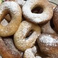 Cooksnap Dk Shahrina semasa beliau membuat Donut gebu gebas uli tangan.