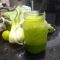 Cooksnap dari Bu Put (Putri Rahayu) untuk resep Green Smoothies (Apel, Timun, Pokcoy, Jeruk Nipis)