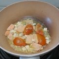 Cooksnap dari Annisa Primadiamanti untuk resep Mpasi 1 tahun sup tomat ikan salmon