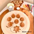 Madhu Walter का कुकस्नैप जब उन्होंने बिस्कुट के मोदक (biscuit ke modak recipe in Hindi) बनाया था।