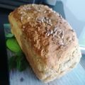 Cooksnap Karolina Kret z czasów, kiedy przygotował Chleb pszenno-orkiszowy z ziarnami.