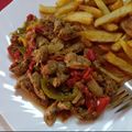 Ancsyka001 Cooksnap-ja, amikor elkészítette a(z) Szaftos-sült sertéscsíkok hagymával, paprikával és paradicsommal receptet.
